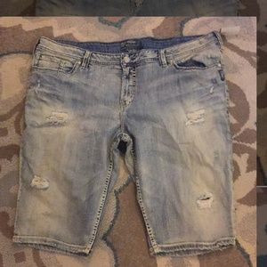 Women's Silver Brand Light Wash Shorts Sz 22W